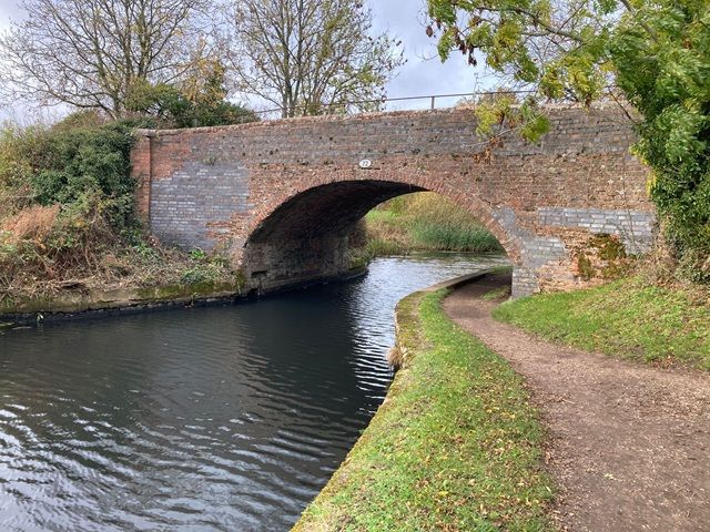 Bridge 72, Grand Union Canal